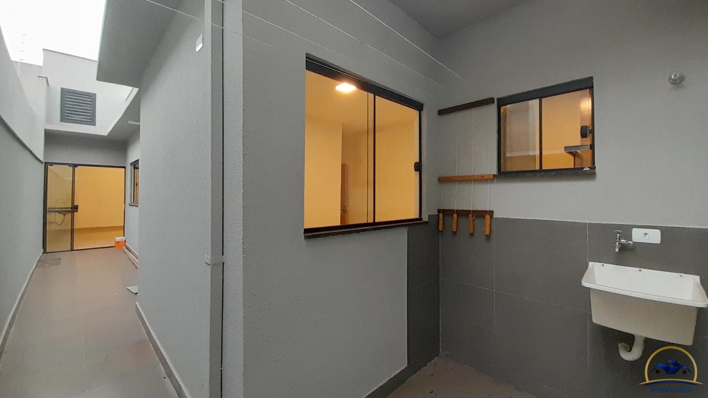 Casa à venda com 3 quartos, 1 suíte, 1 vaga e 80m² no Coliseu, Londrina (PR) — foto 17 de 17