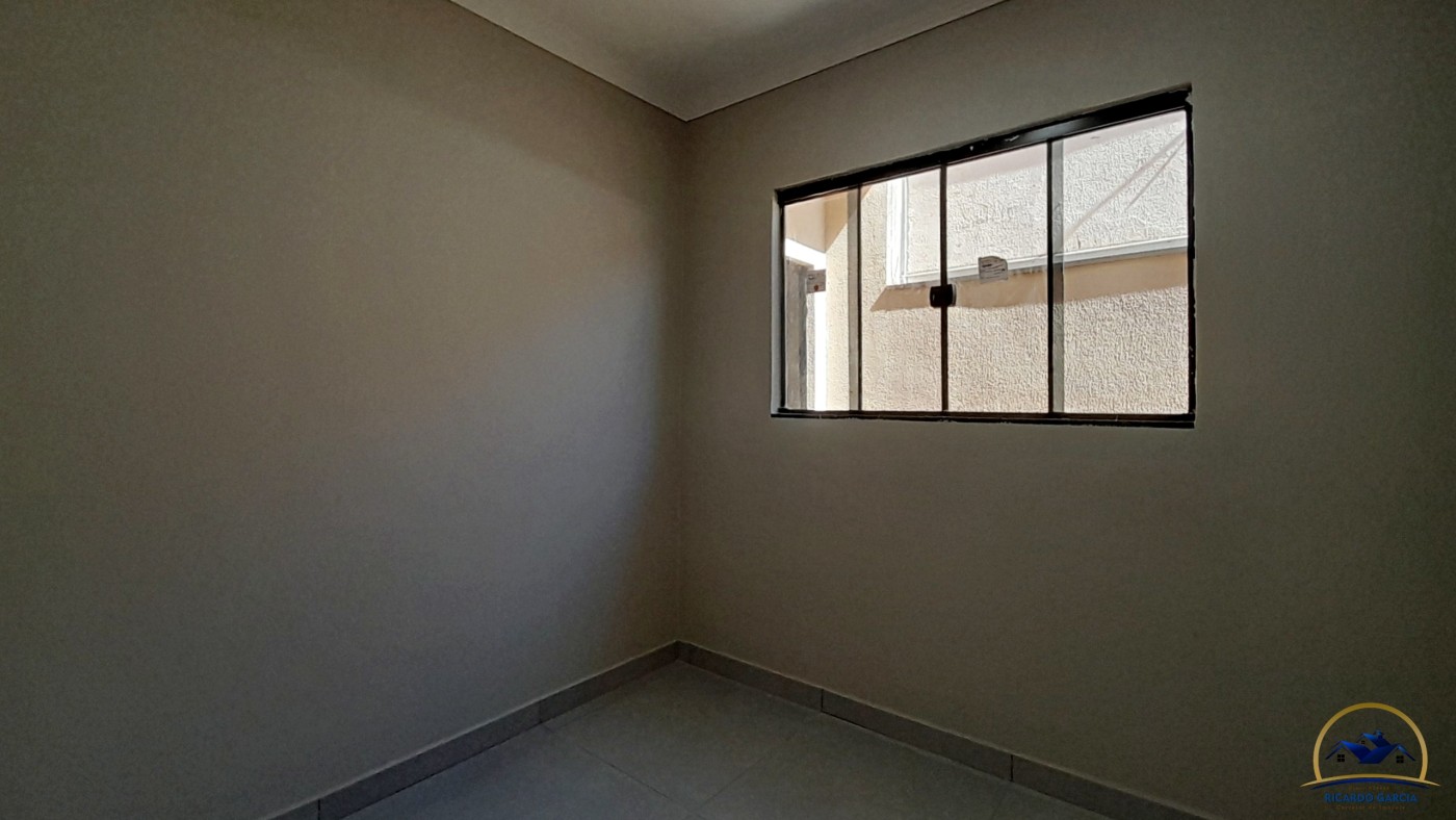Casa à venda com 3 quartos, 1 suíte e 80m² no Coliseu, Londrina (PR) — foto 9 de 12
