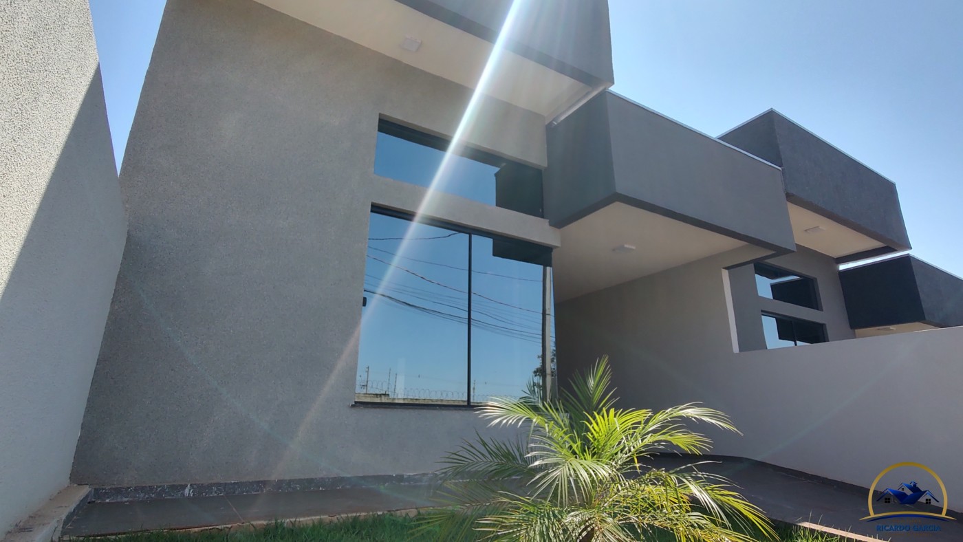 Casa à venda com 3 quartos, 1 suíte, 1 vaga e 100m² no Heimtal, Londrina (PR) — foto 2 de 20