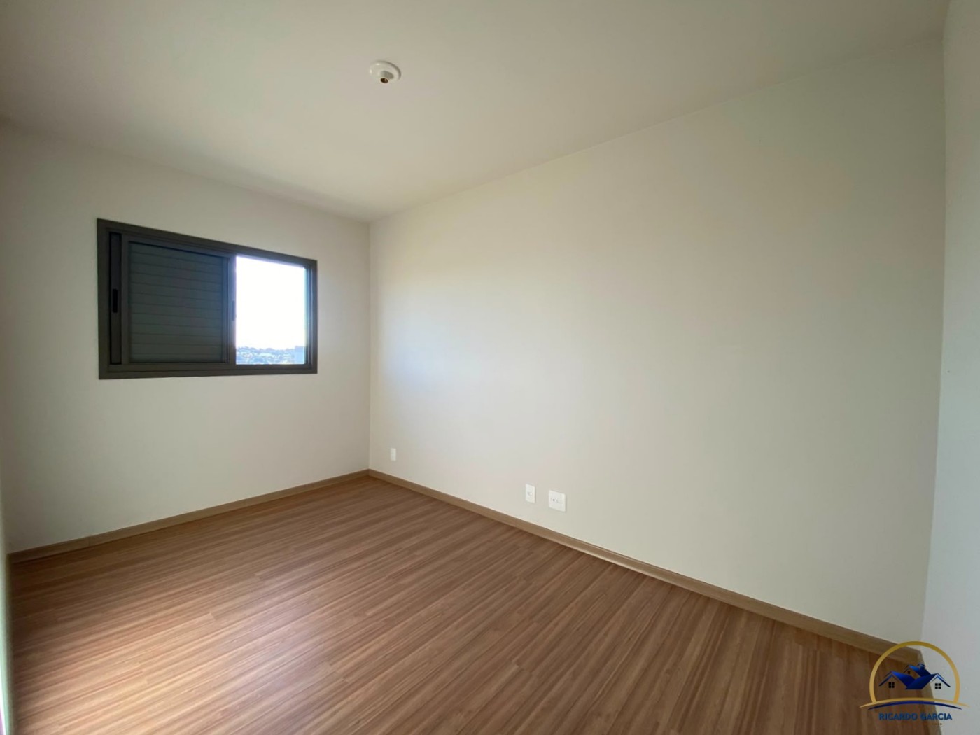 Apartamento à venda com 2 quartos, 1 banheiro, 1 vaga e 45m² no Jardim São Paulo II, Londrina (PR) — foto 7 de 11