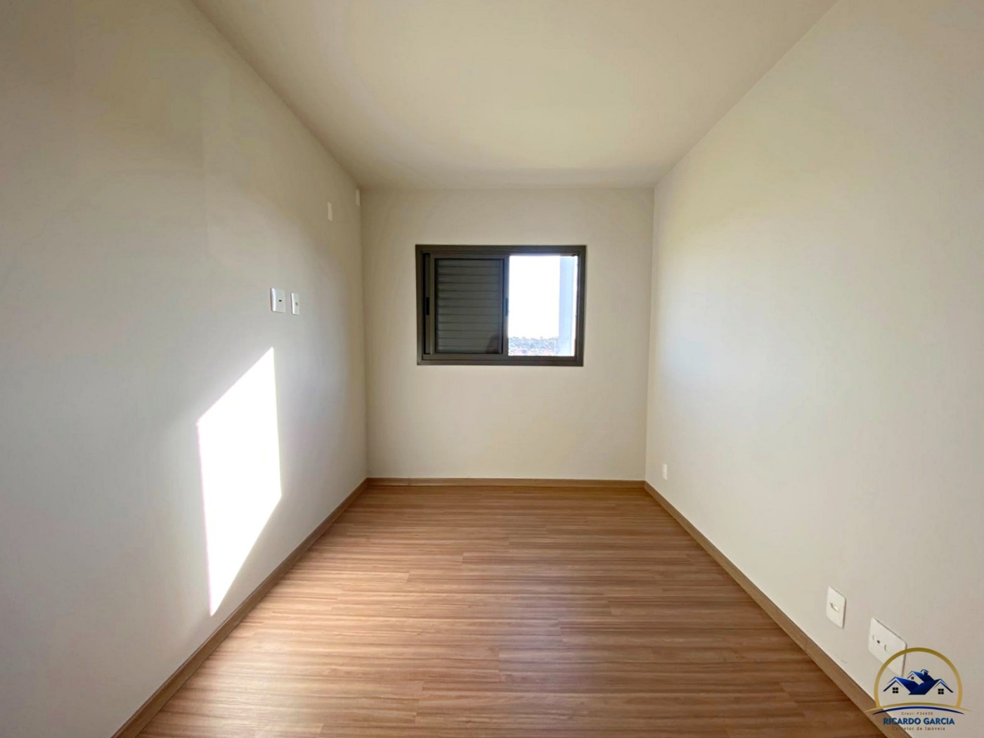 Apartamento à venda com 2 quartos, 1 banheiro, 1 vaga e 45m² no Jardim São Paulo II, Londrina (PR) — foto 6 de 11