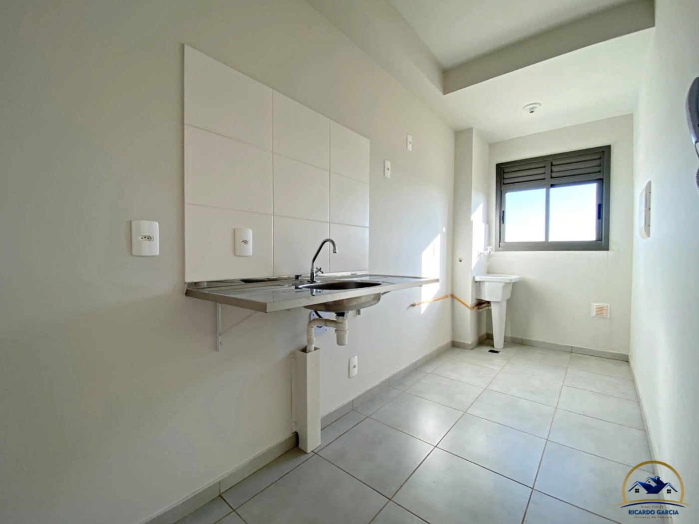 Apartamento à venda com 2 quartos, 1 banheiro, 1 vaga e 45m² no Jardim São Paulo II, Londrina (PR) — foto 5 de 11