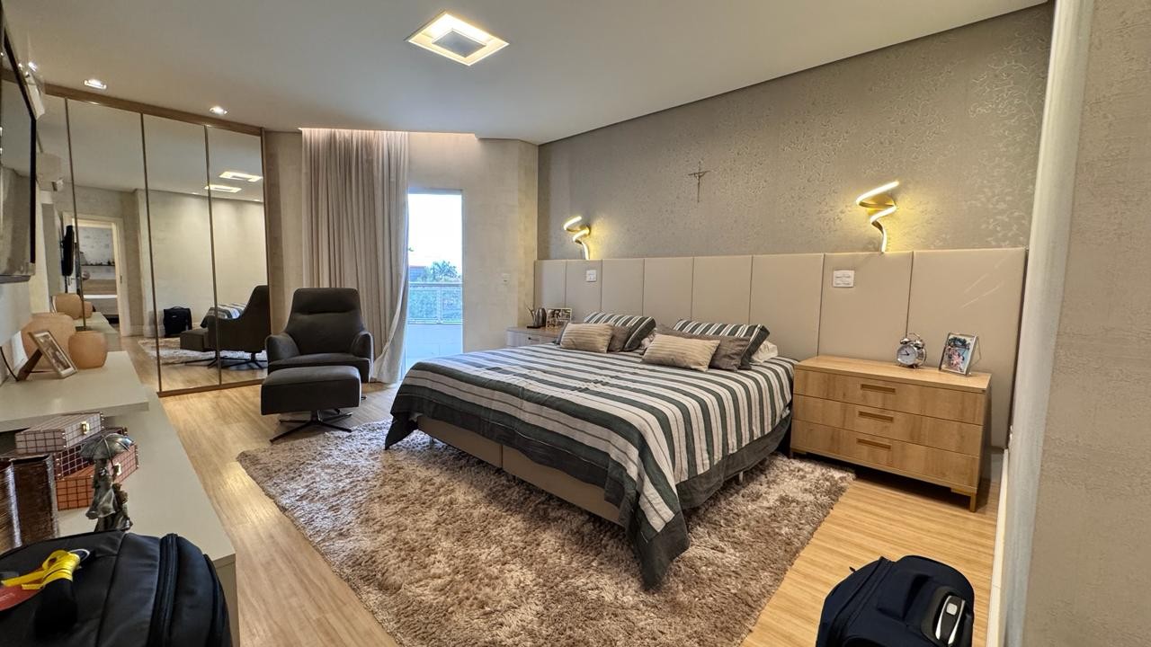 Casa à venda com 5 quartos, 3 suítes, 2 vagas e 280m² no Aragarça, Londrina (PR) — foto 15 de 30