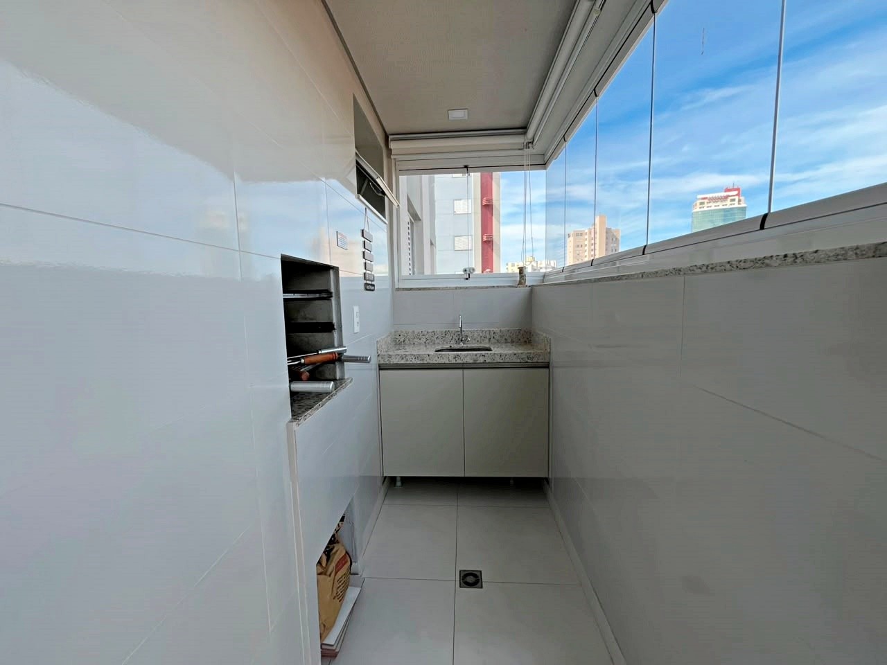 Apartamento à venda com 3 quartos, 1 suíte, 2 vagas e 84m² no Jardim Higienópolis, Londrina (PR) — foto 7 de 17