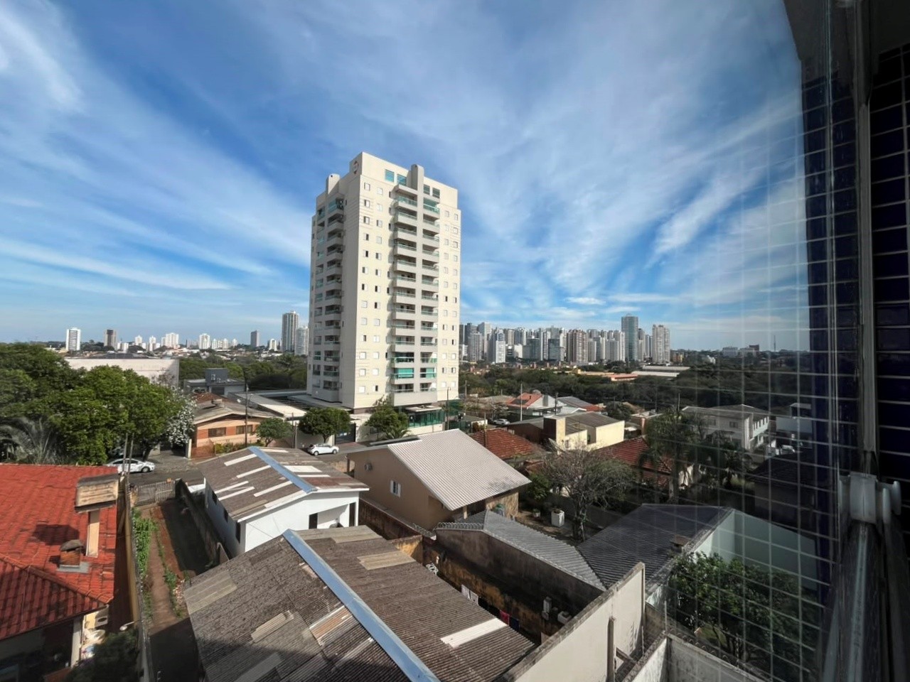 Apartamento à venda com 3 quartos, 1 suíte, 2 vagas e 84m² no Jardim Higienópolis, Londrina (PR) — foto 2 de 17