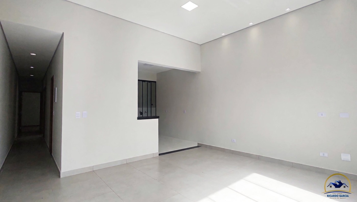 Casa à venda com 3 quartos, 1 banheiro, 1 vaga e 76m² no Jardim das Palmeiras, Londrina (PR) — foto 3 de 11