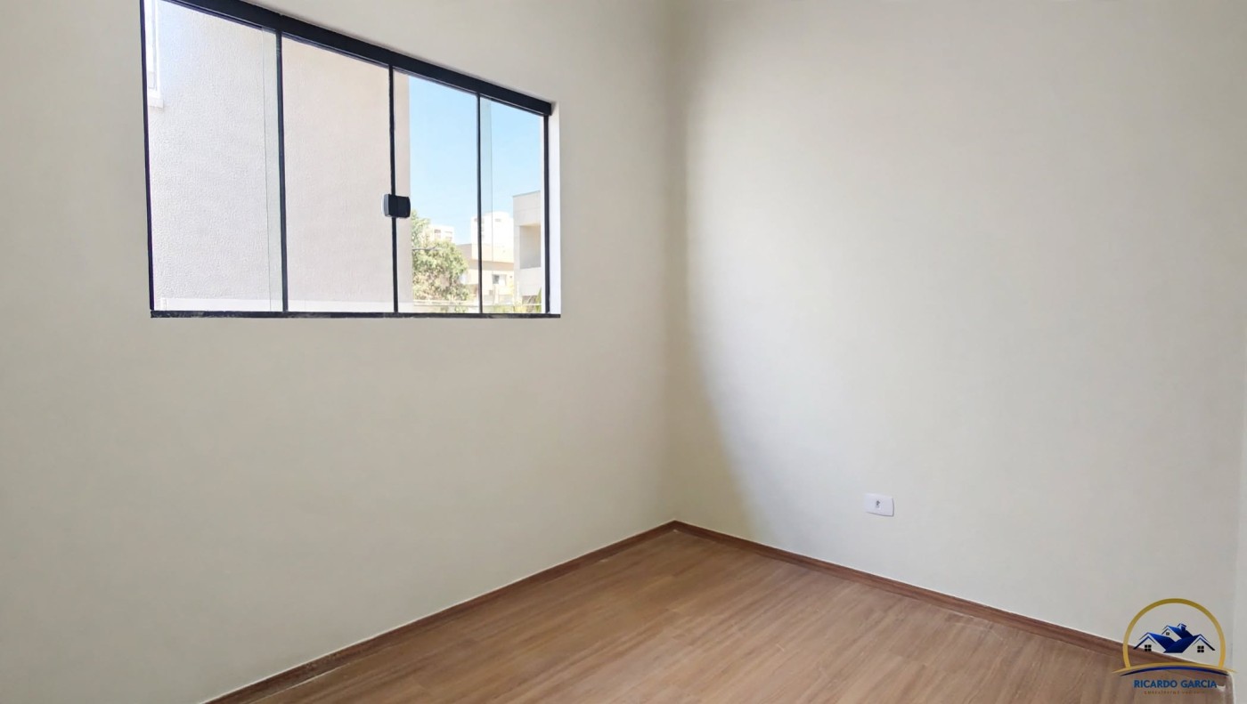 Casa à venda com 3 quartos, 1 banheiro, 1 vaga e 76m² no Jardim das Palmeiras, Londrina (PR) — foto 8 de 11