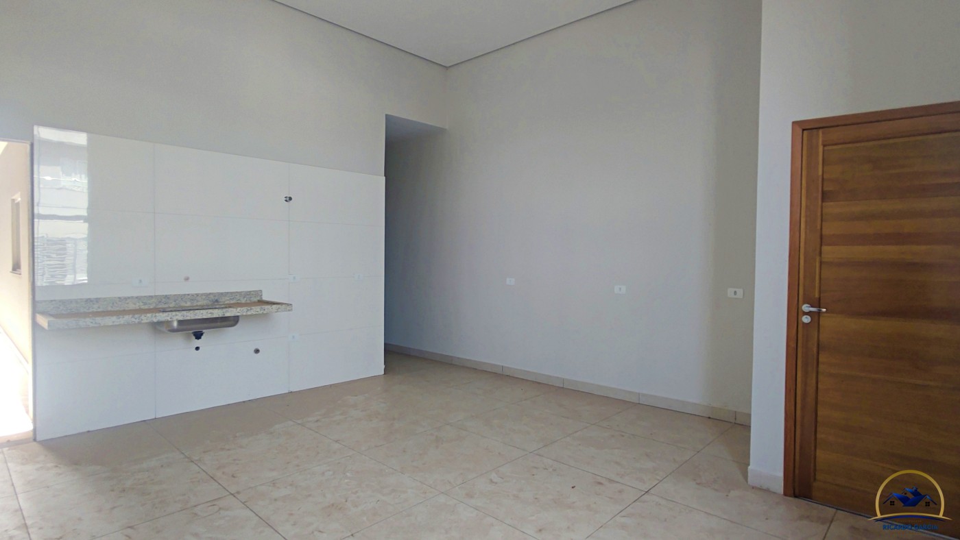 Casa à venda com 3 quartos, 1 suíte, 1 vaga e 87m² no Jardim das Palmeiras, Londrina (PR) — foto 4 de 12