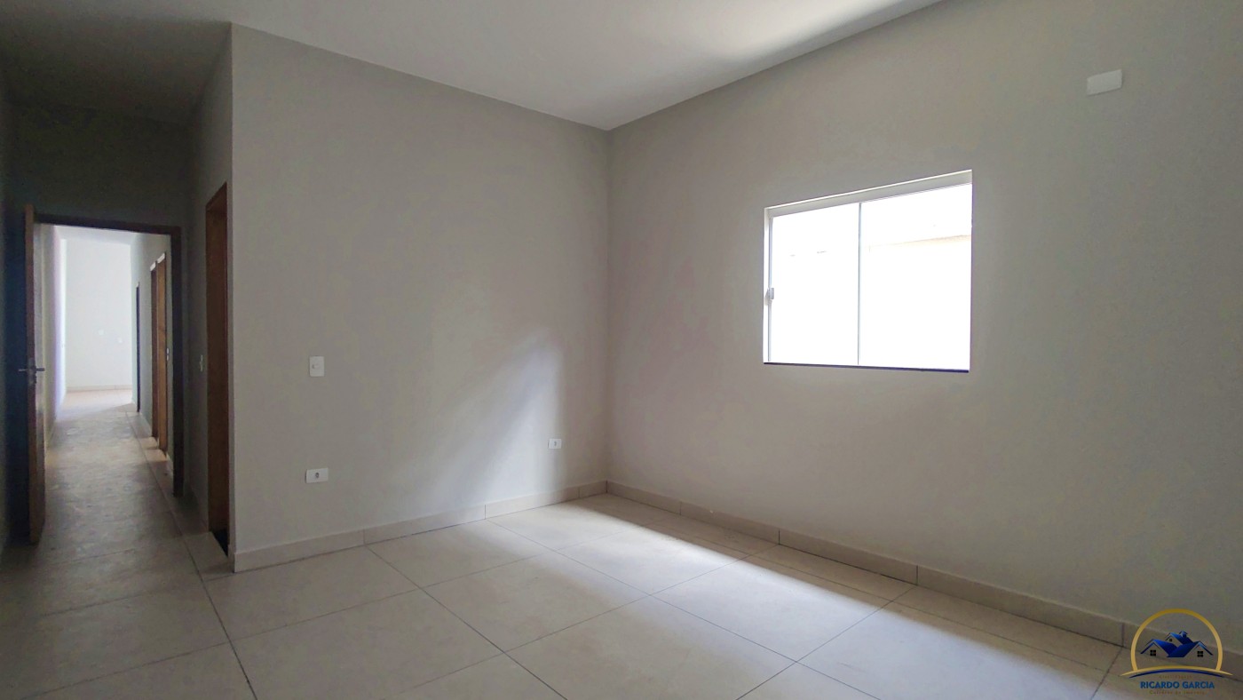 Casa à venda com 3 quartos, 1 suíte, 1 vaga e 87m² no Jardim das Palmeiras, Londrina (PR) — foto 10 de 12