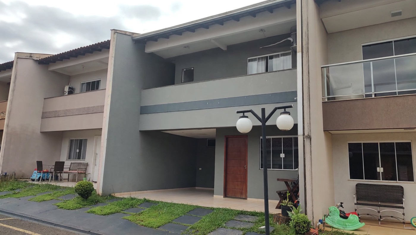 Casa à venda com 3 quartos, 3 banheiros, 1 vaga e 149m² no Jardim Santiago II, Londrina — foto principal