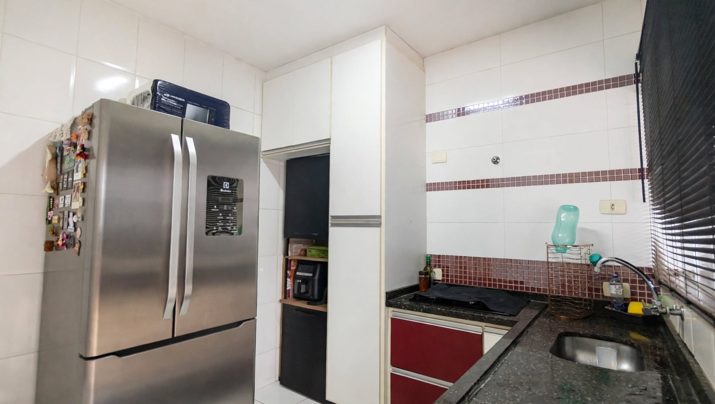 Casa à venda com 3 quartos, 1 suíte, 1 vaga e 149m² no Jardim Santiago II, Londrina (PR) — foto 7 de 21