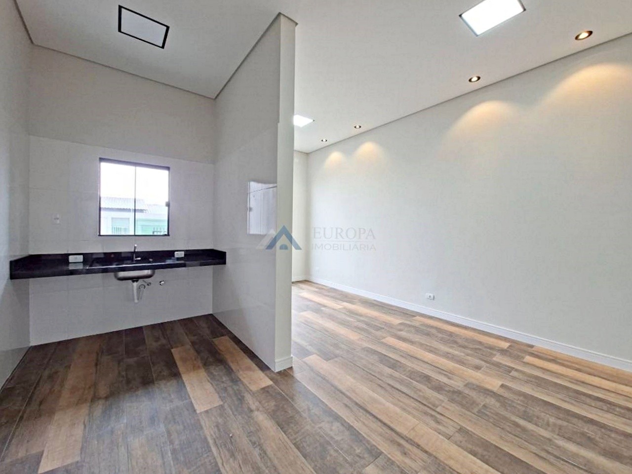 Casa à venda com 3 quartos, 1 suíte, 1 vaga e 80m² no Jardim Belle Ville, Londrina (PR) — foto 5 de 11